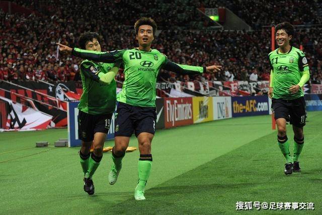 爱德华兹40分布克49分 森林狼4-0横扫太阳晋级